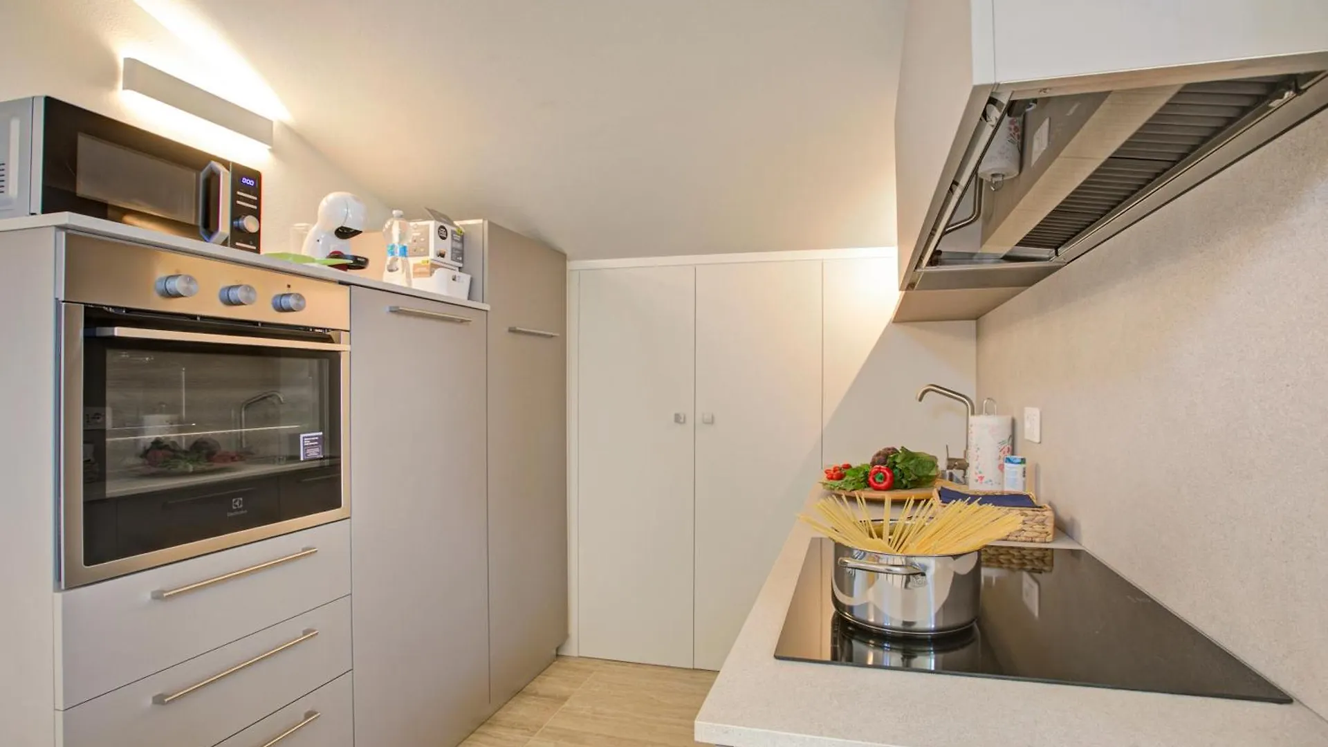 Tintoretto Apartments - Happy Rentals Lido di Camaiore