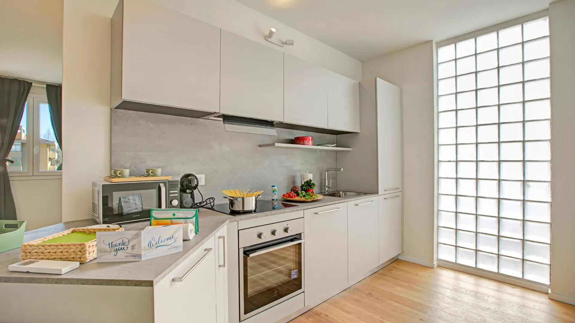 Tintoretto Apartments - Happy Rentals Lido di Camaiore