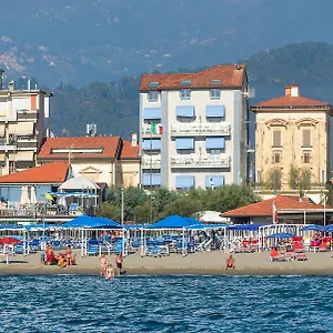 Lungomare Hotel
