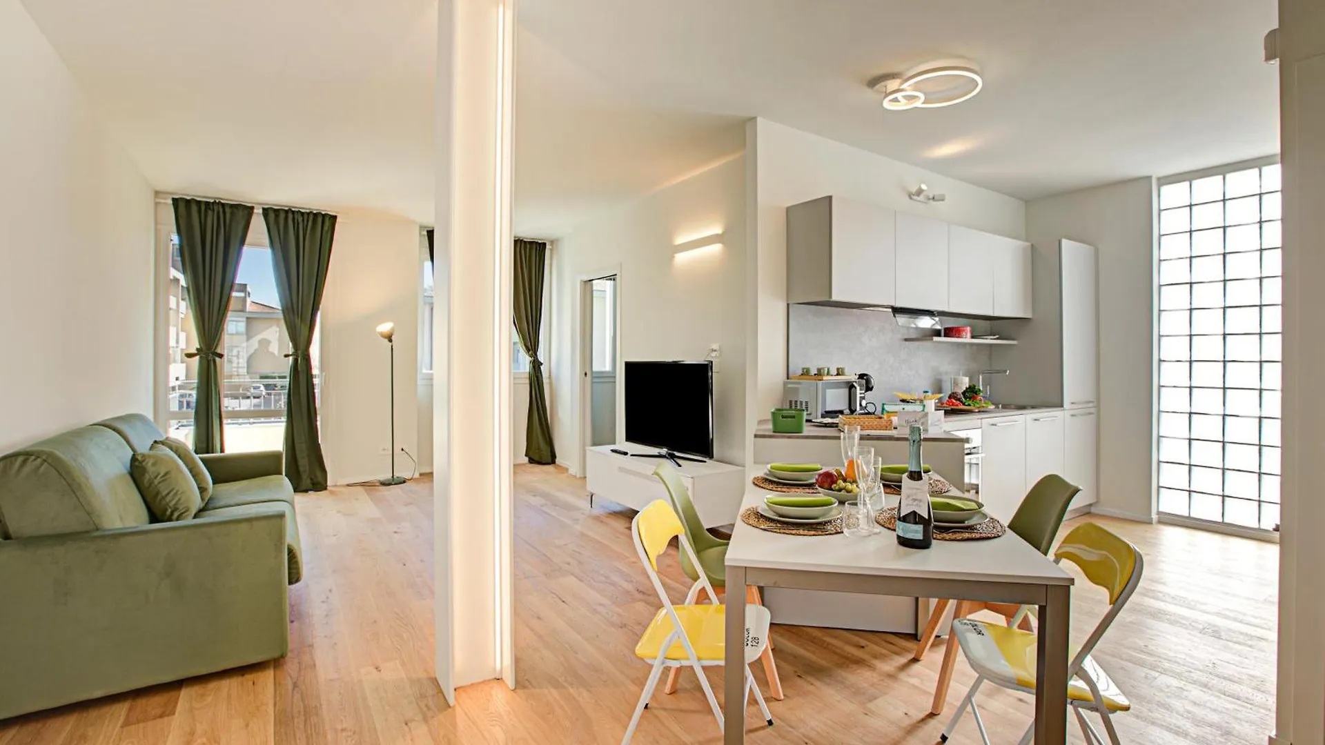 Tintoretto Apartments - Happy Rentals Lido di Camaiore